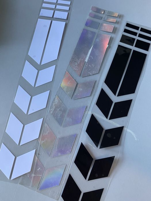 Продаж наклейок на мотоцикл