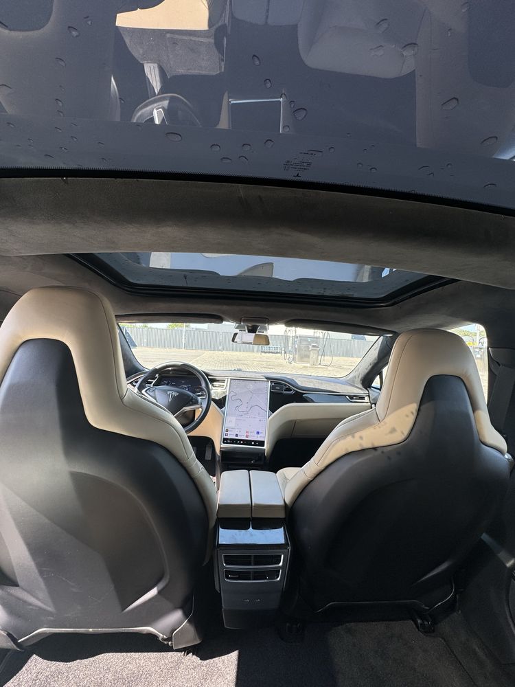 Tesla model S 90D 2016