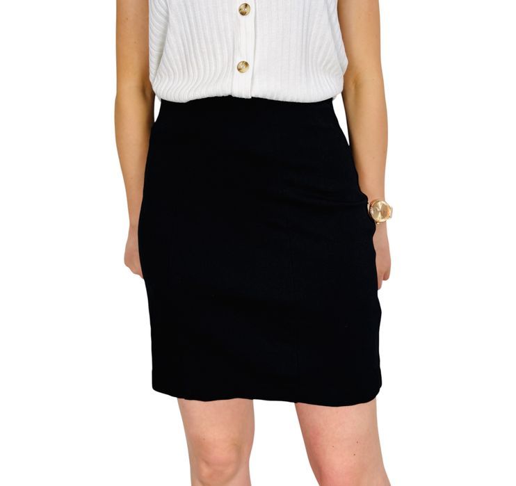 Czarna dopasowana mini spódnica z gładkiej tkaniny XS 34 Marks&Spencer