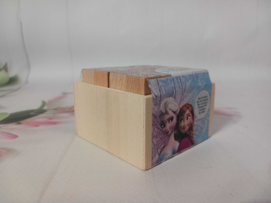 Disney Kraina Lodu zestaw 16 mini pieczątek