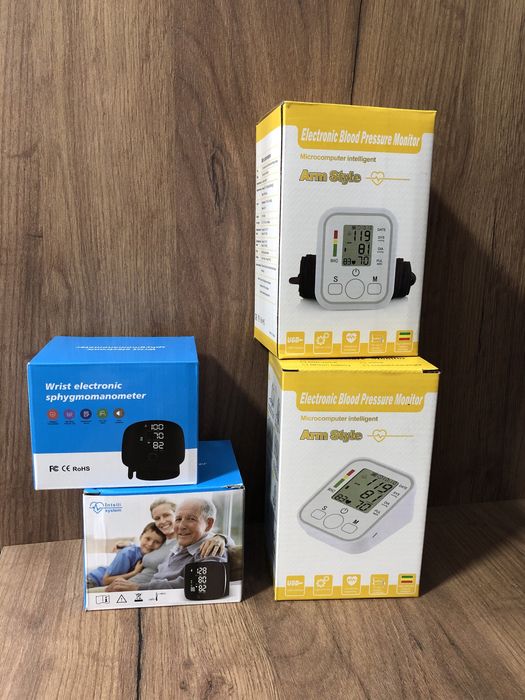 тонометр автоматический  з індикатором на зап'ястя від акумулятора