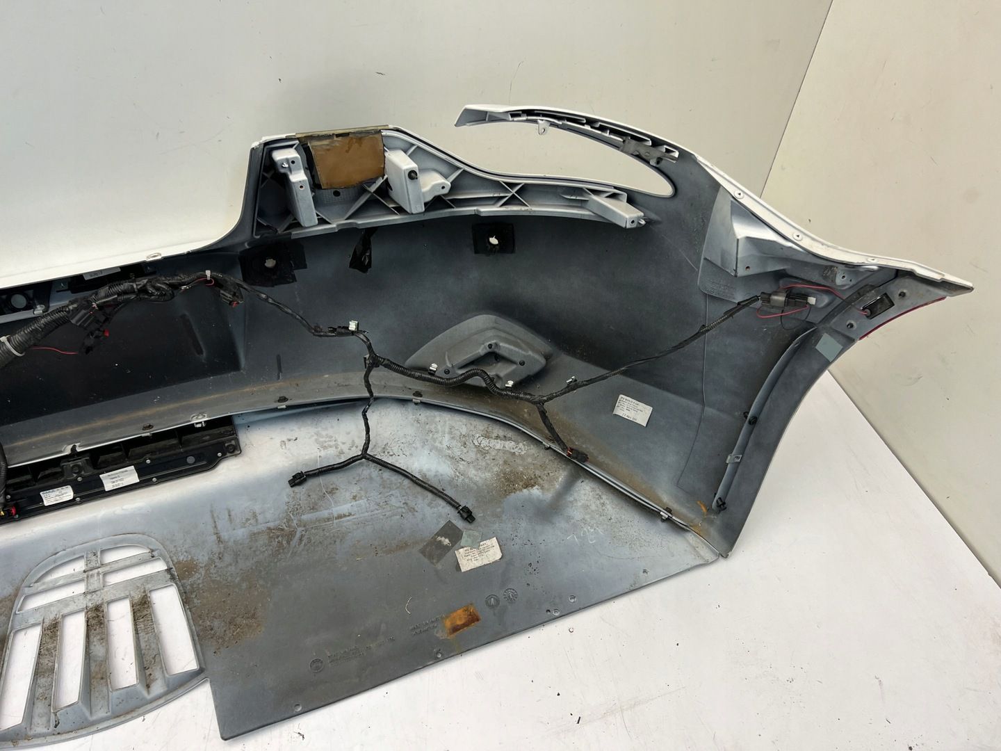 Fisker Karma Revero Zderzak Tylny Rear Back Bumper Pdc oryginał