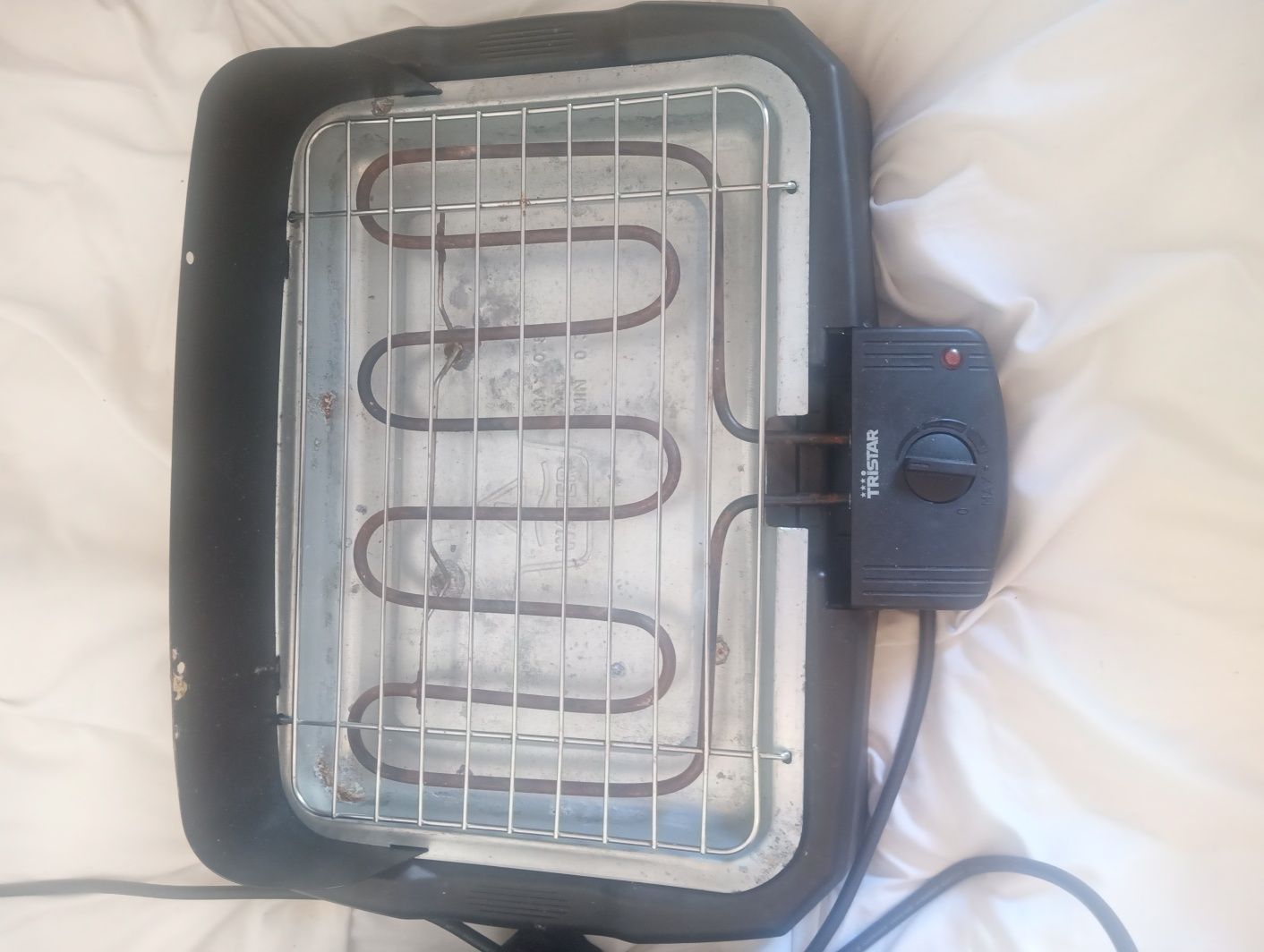 Air Fryer com grill Silvercrest e uma churrasqueira eletrica 
Air Frye