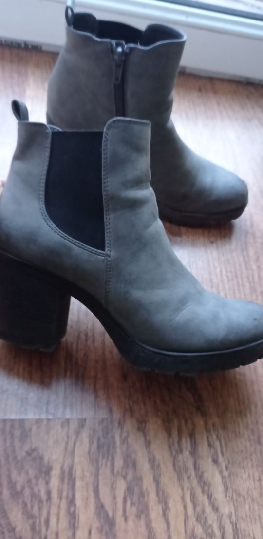 Buty na obcasie damskie rozm 38