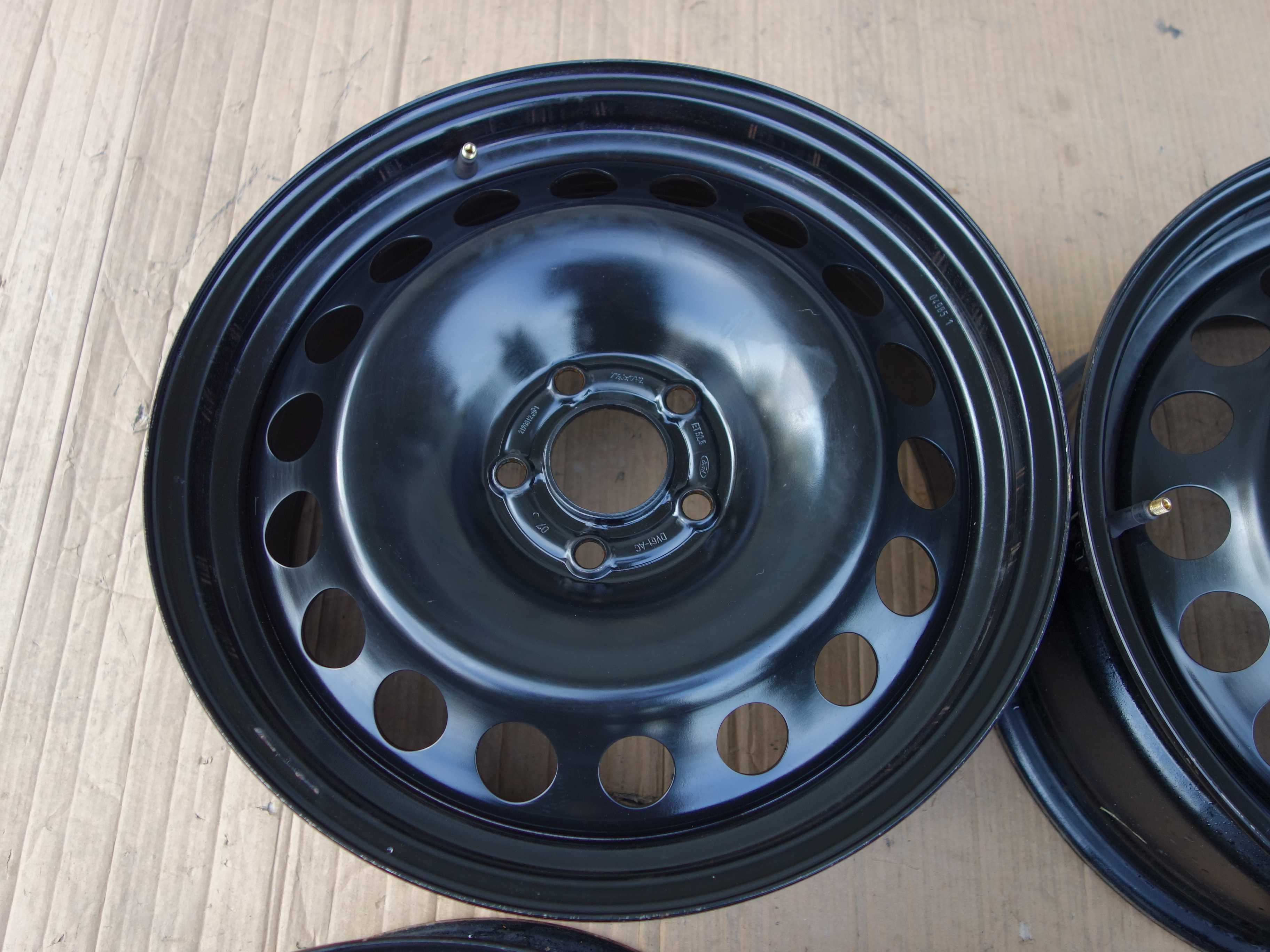 Felgi Stalowe FORD KUGA ESCAPE S-MAX 17'' 5X108 Czujniki Ciśnienia