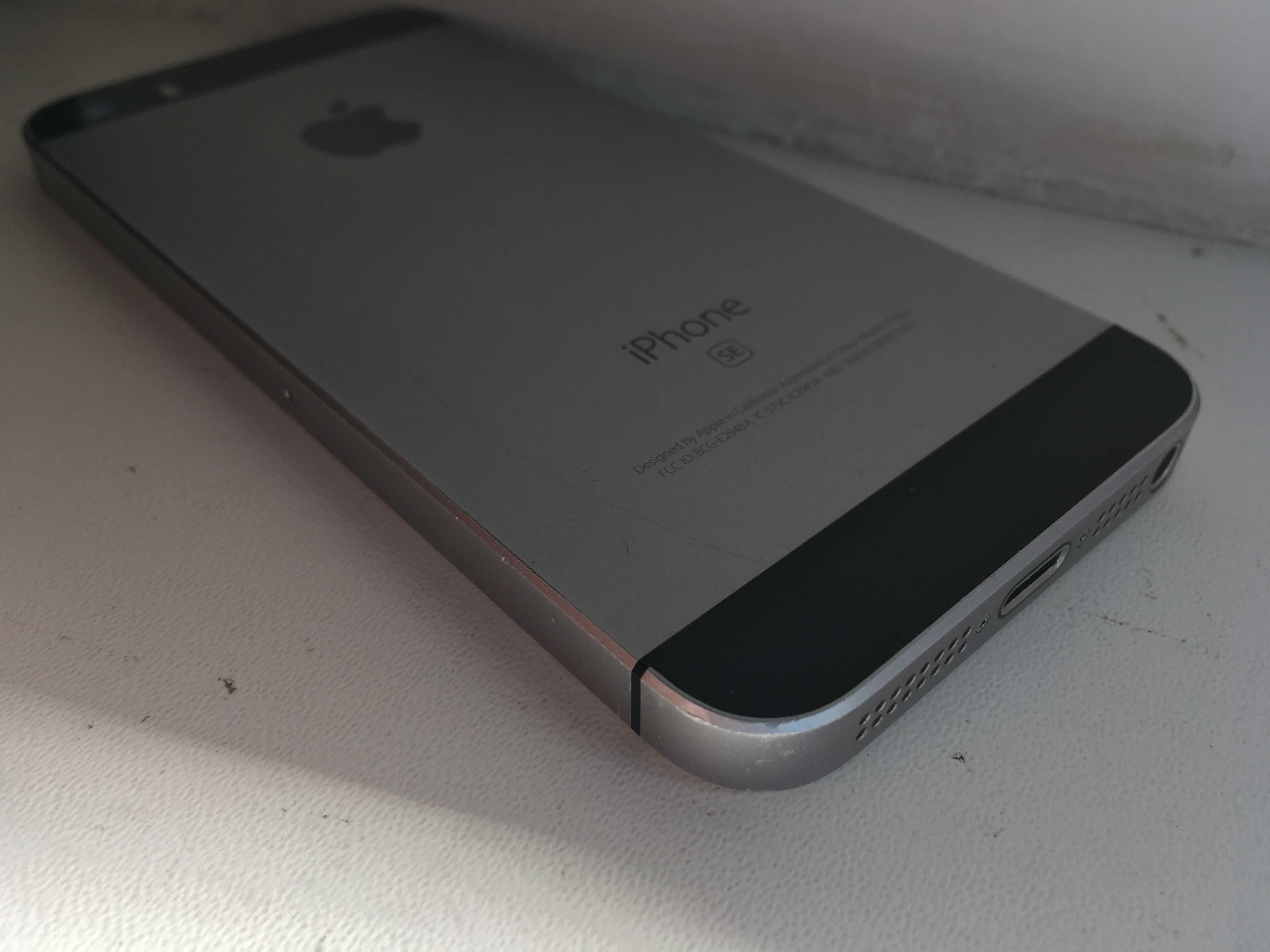 Смартфон iPhone SE 32 gb Neverlock