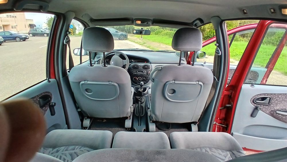 Renault Scenic 1.4 RT