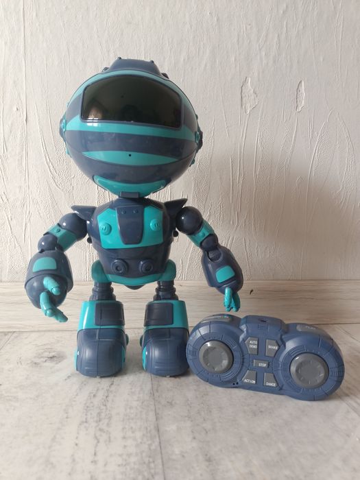 Robot sterowany w dobrym stanie