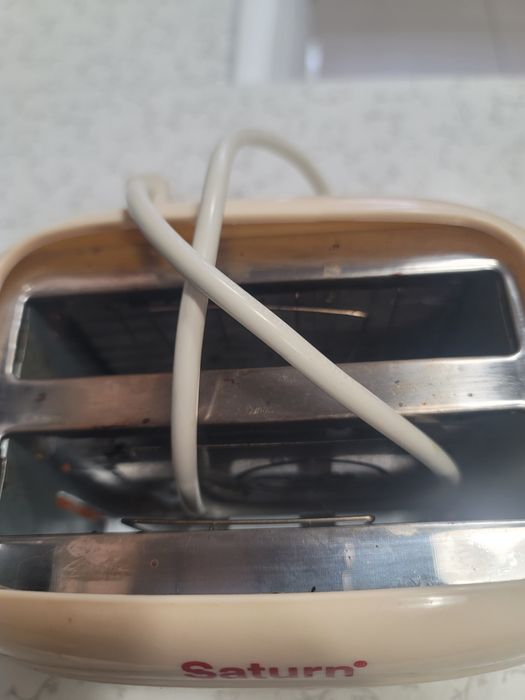 Тостер зі смайликом Saturn