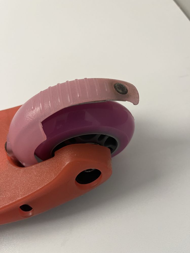 Trójkołowa hulajnoga mini micro czerwona (8)