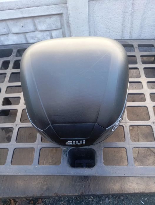 KUFER YAMAHA MAJESTY 125 GIVI