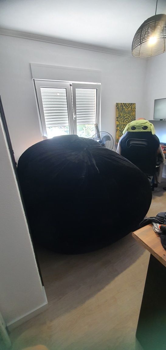 Puff preto 180cm