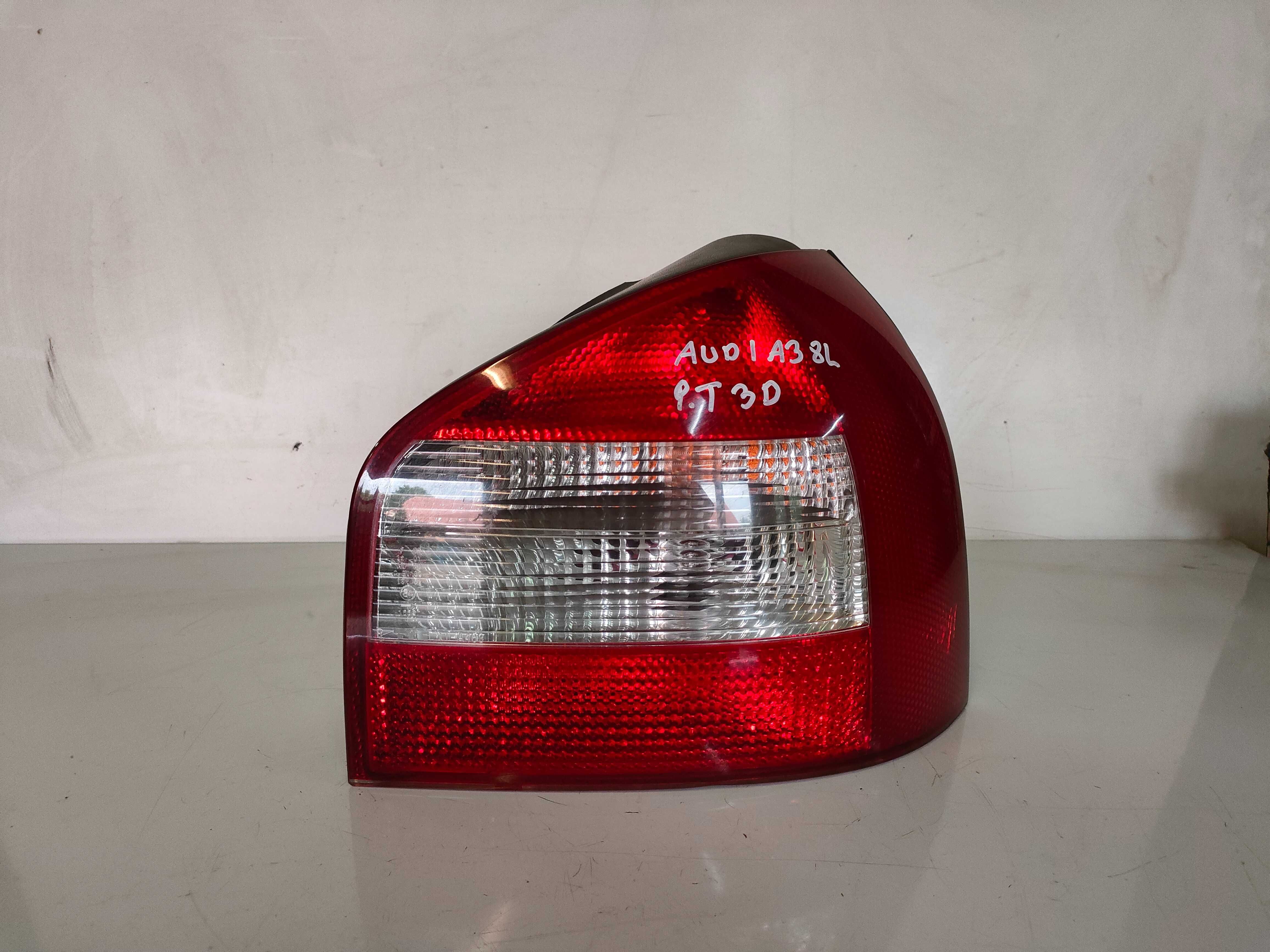 Lampa Prawy Tył Audi A3 8L ! ! !