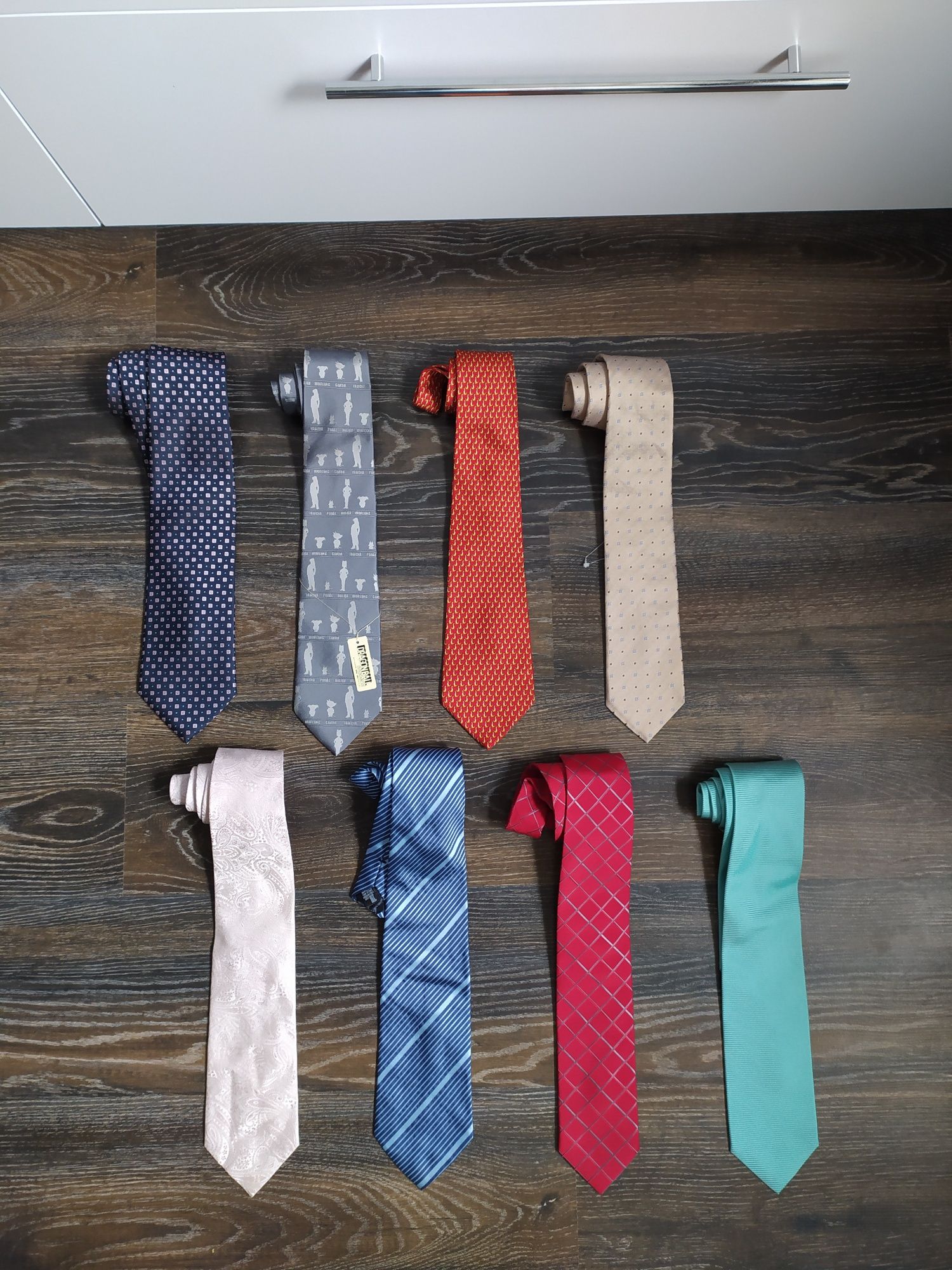 Краватки Галстуки відомих Брендів