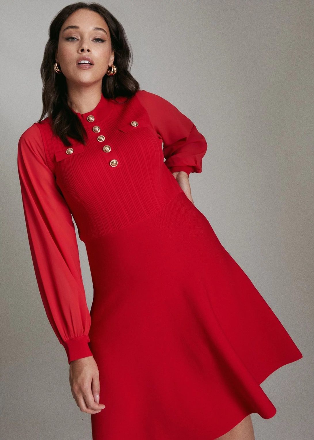 Червона сукня в стилі old money , бренду karen millen