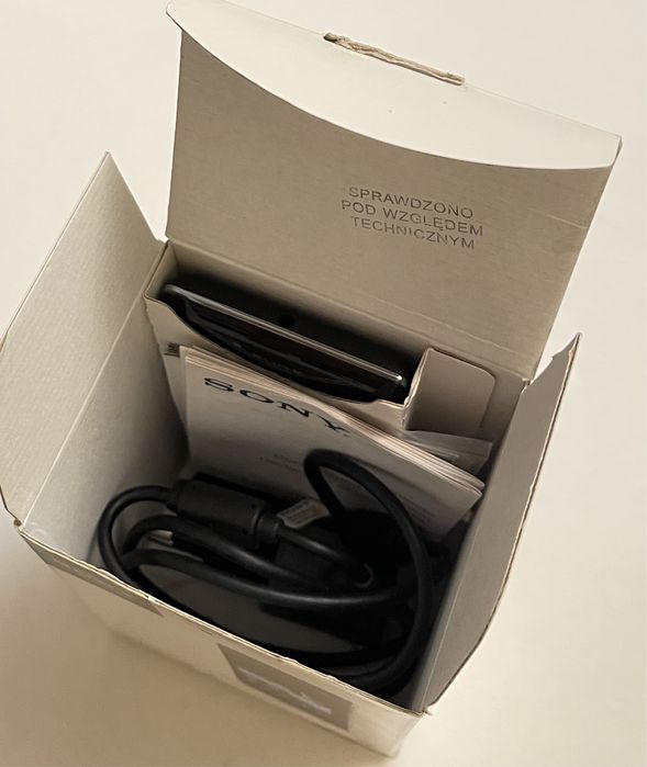 Smartfon kolekcjonerski SONY XPERIA J ST26i jak nowy