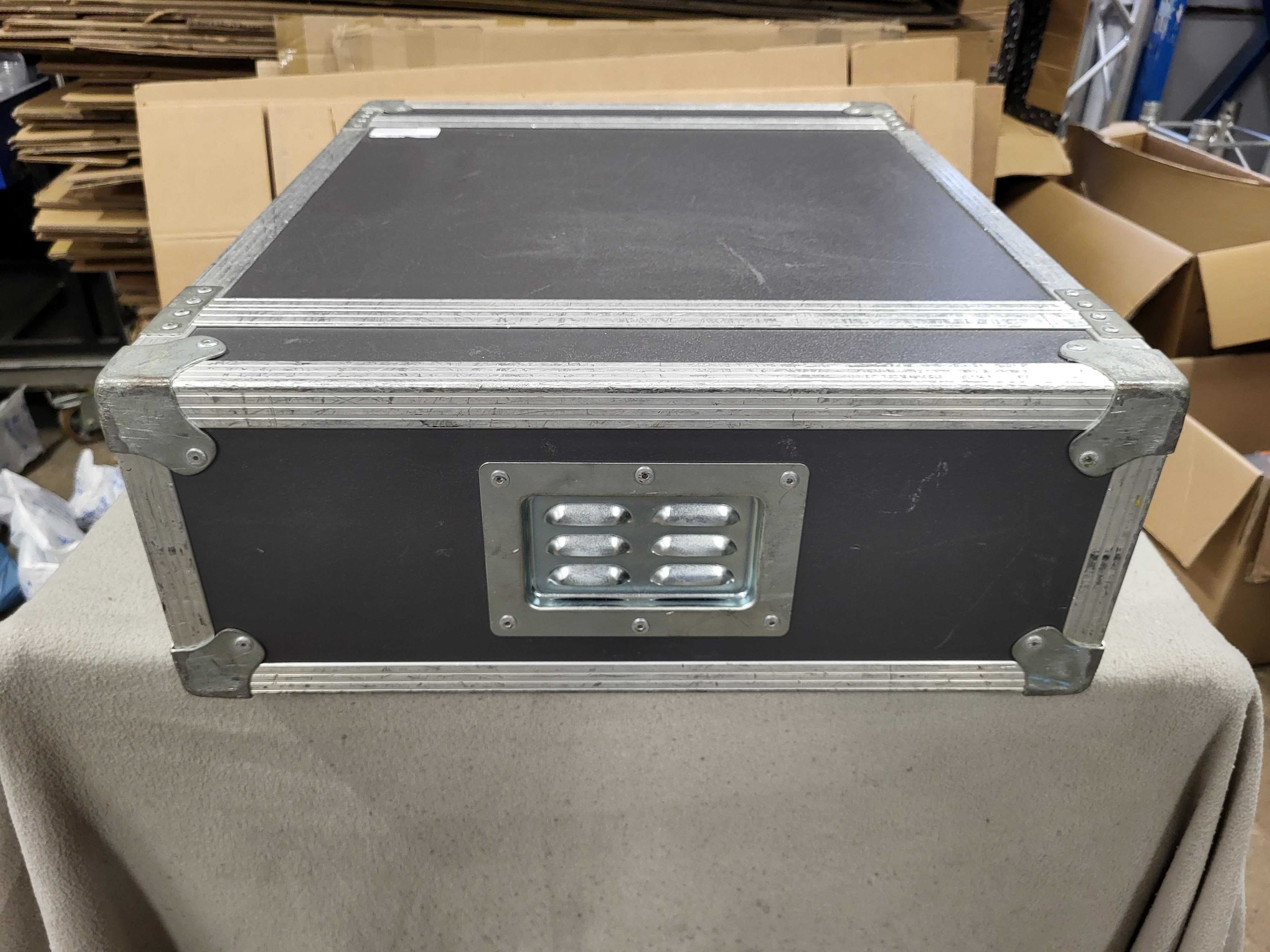 RACK 4U case 19cali 1x szyna 49cm do klapy Double Door
