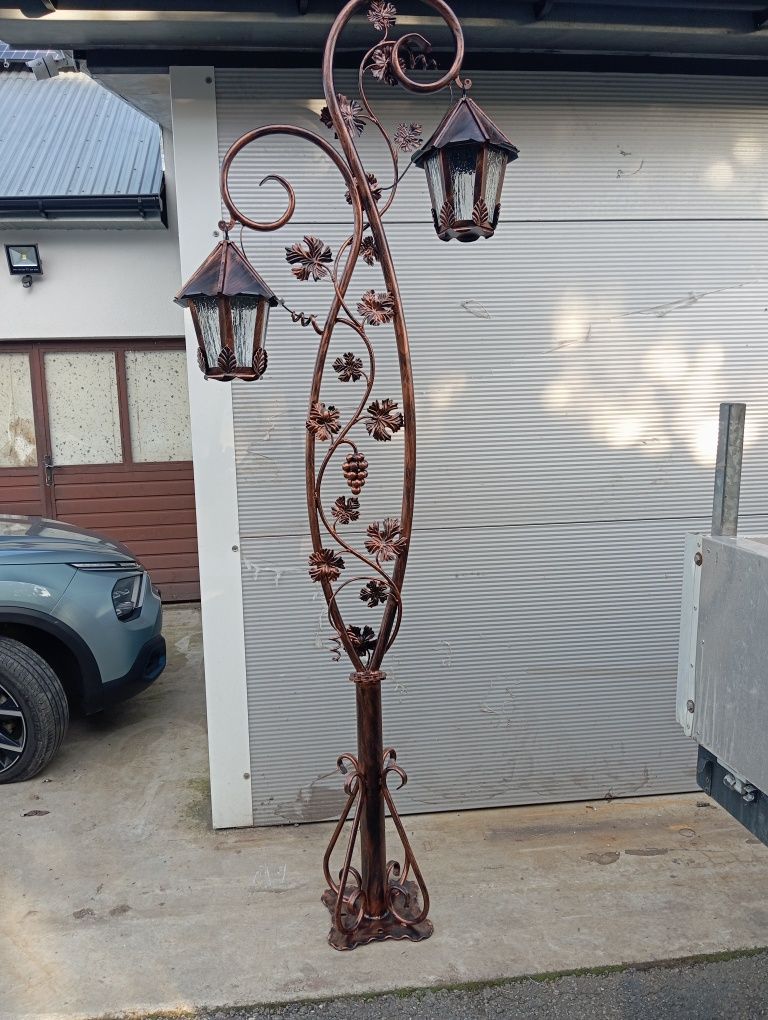Lampa latarnia ogrodowa ocynkowana malowanie proszkowe