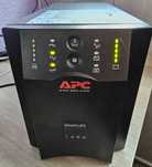 Безперебійник  ДБЖ APC Smart-UPS 1000 ВА/670 Вт + подовжувач на 5 роз.