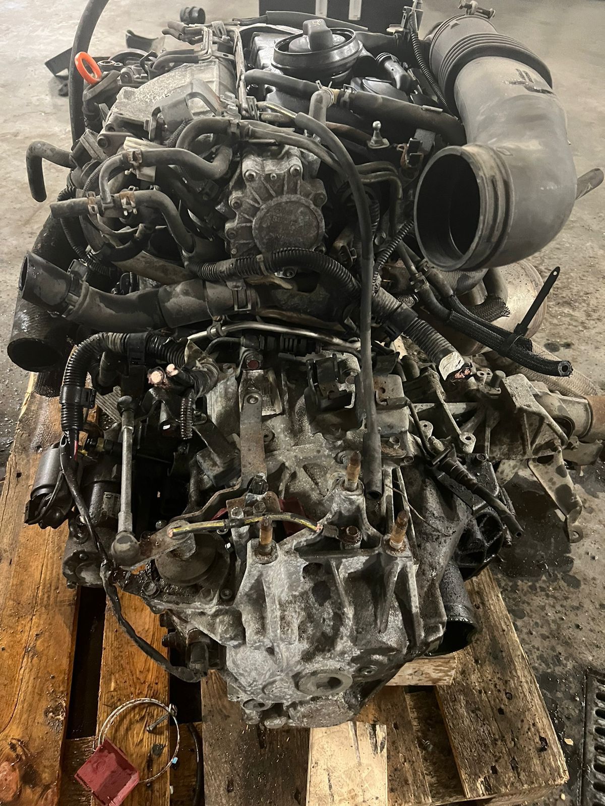 ДВЗ двигун двигатель 2.0 tdi BSY Mitsubishi Outlander II Grandis Dodge