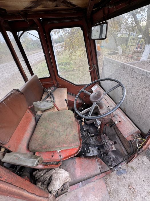 Трактор  ХТЗ Т-16 М