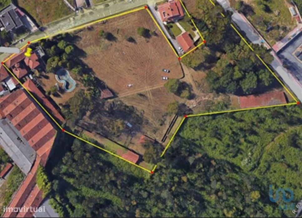 Quinta T4 em Fiães de 14751,00 m2