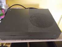Sprzedam Xbox one s 1 T pamięci