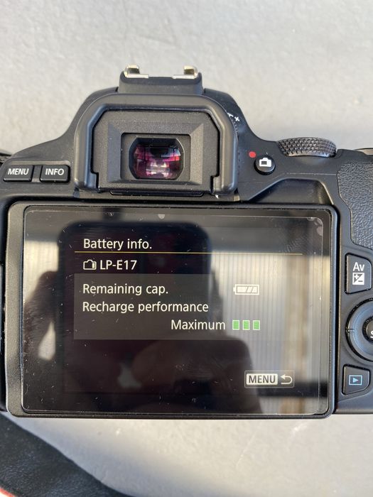 Canon EOS 250D + EF 50mm Stm