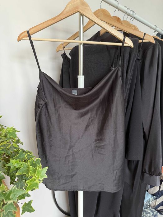 Майка атласна Shein L