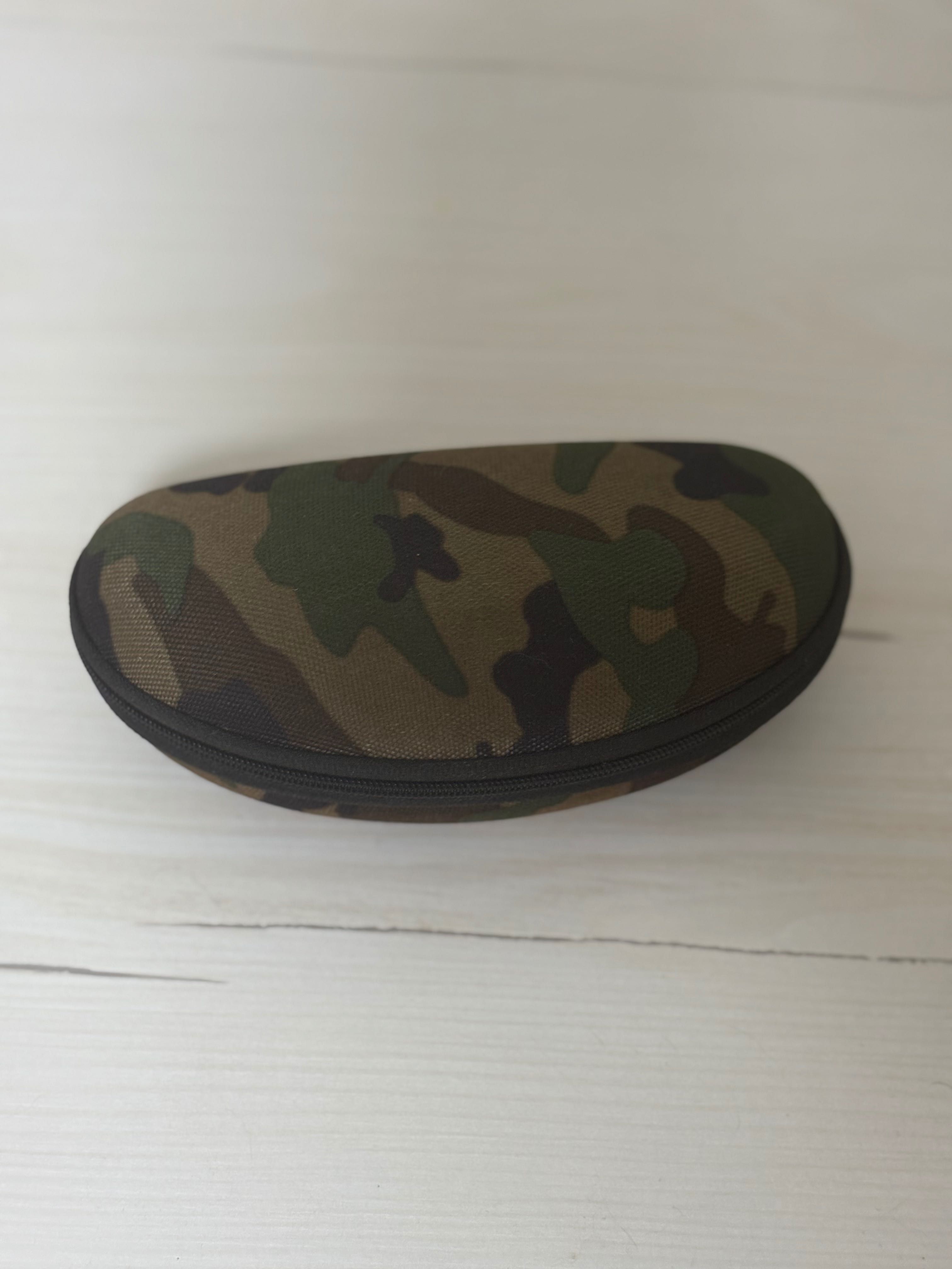 Bolsa para Óculos Estilo Militar + Pano de Limpeza – Camuflado Moderno