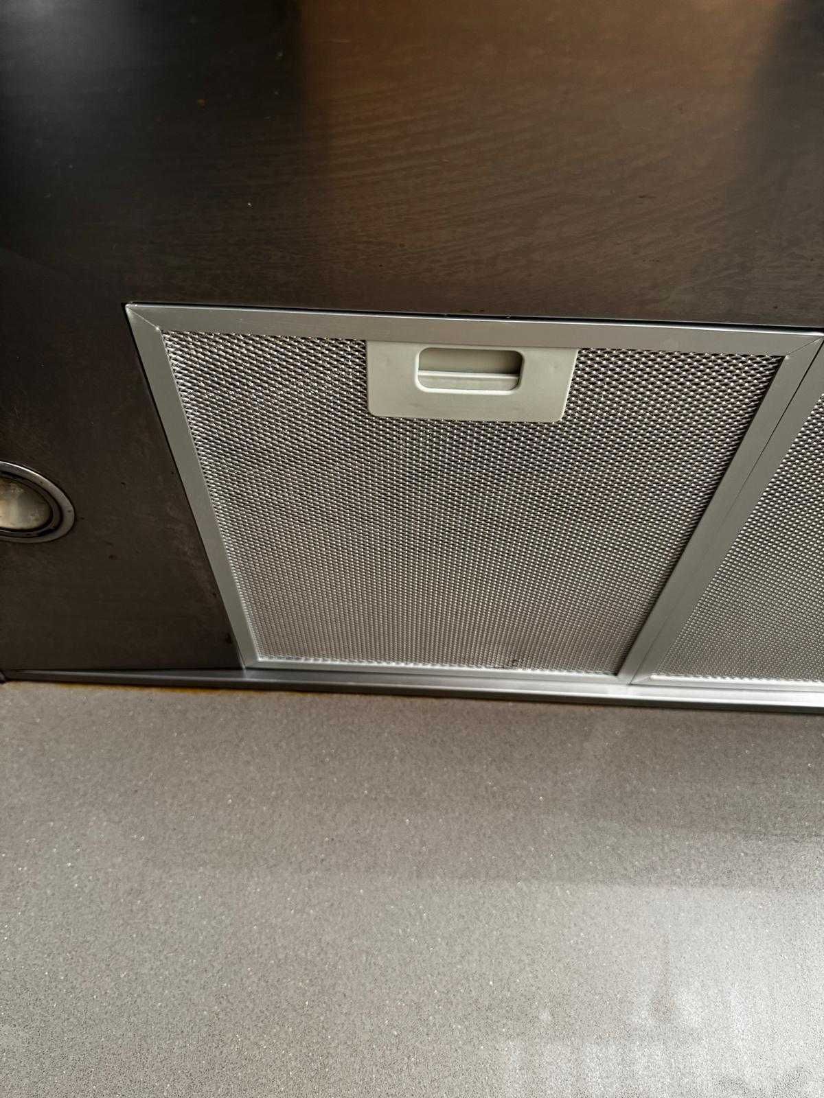 Exaustor de chaminé em Inox AEG