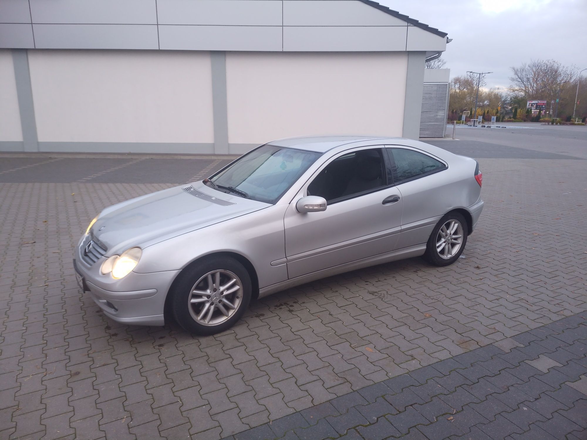 Mercedes c220 CDI/ ASO/bez rdzy/opłaty rok/zamiana