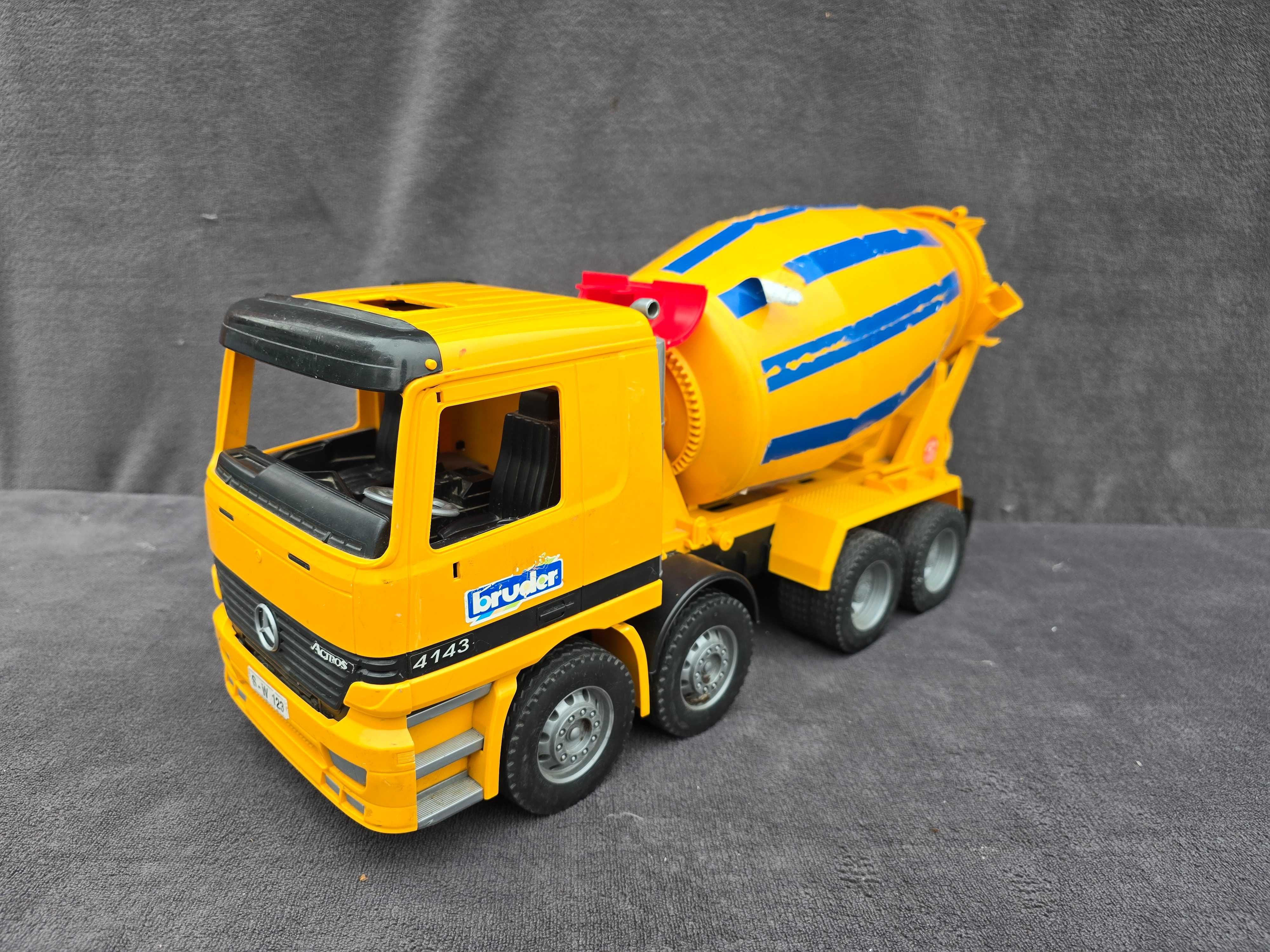 02654 Mercedes Benz Actros betoniarka
