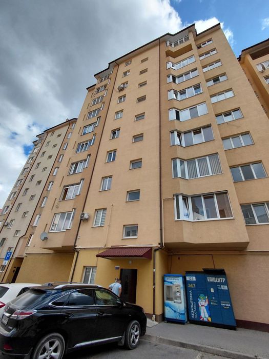 Продаж квартири з євроремонтом вул. Залізнична