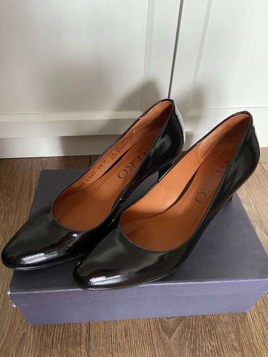 Piękne Buty Ryłko na obcasie jak nowe