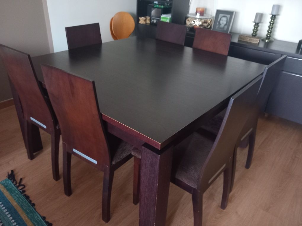 Mesa sala de jantar + 8 cadeiras Wengue