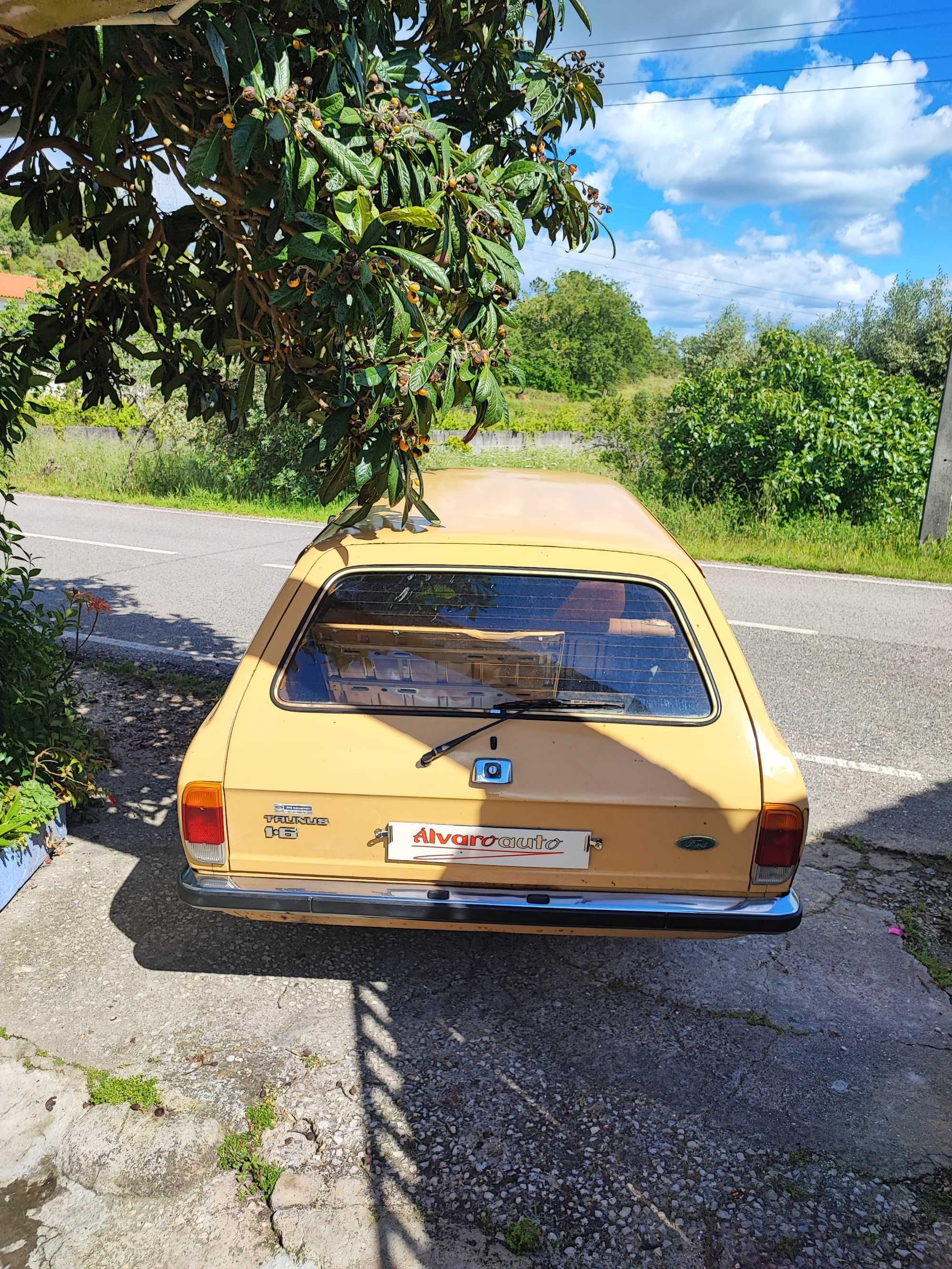 Ford Taunus TC2 - P/ restauro ou peças