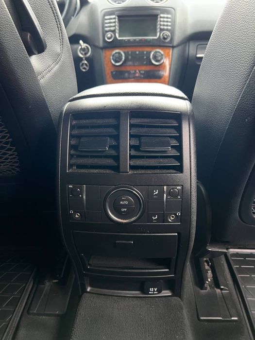 Mercedes-Benz M-Class 2008