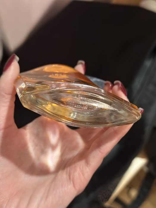 Парфуми La vie est belle