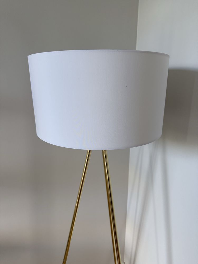 Lampa podłogowa Westwing