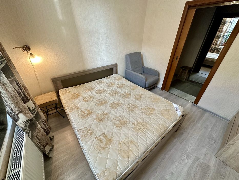 Оренда 2к 42 м2 Набережно Хрещатицька 7 Поділ Поштова метро 5 хв