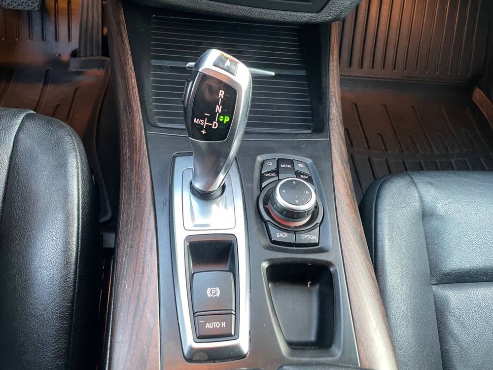 BMW X5 2012 3.0b