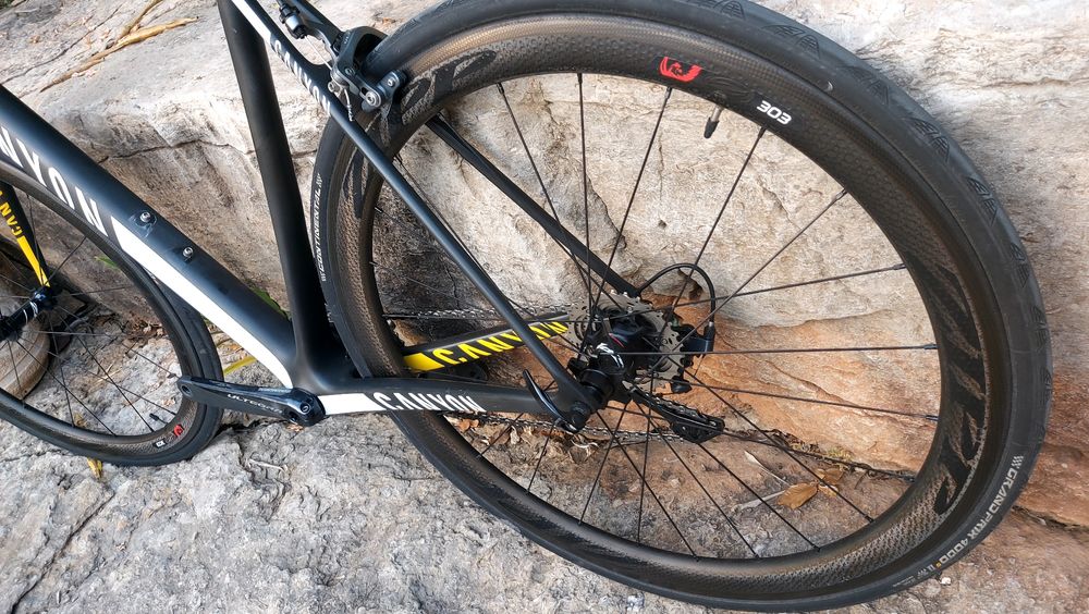 Rodas Zipp 303 carbono