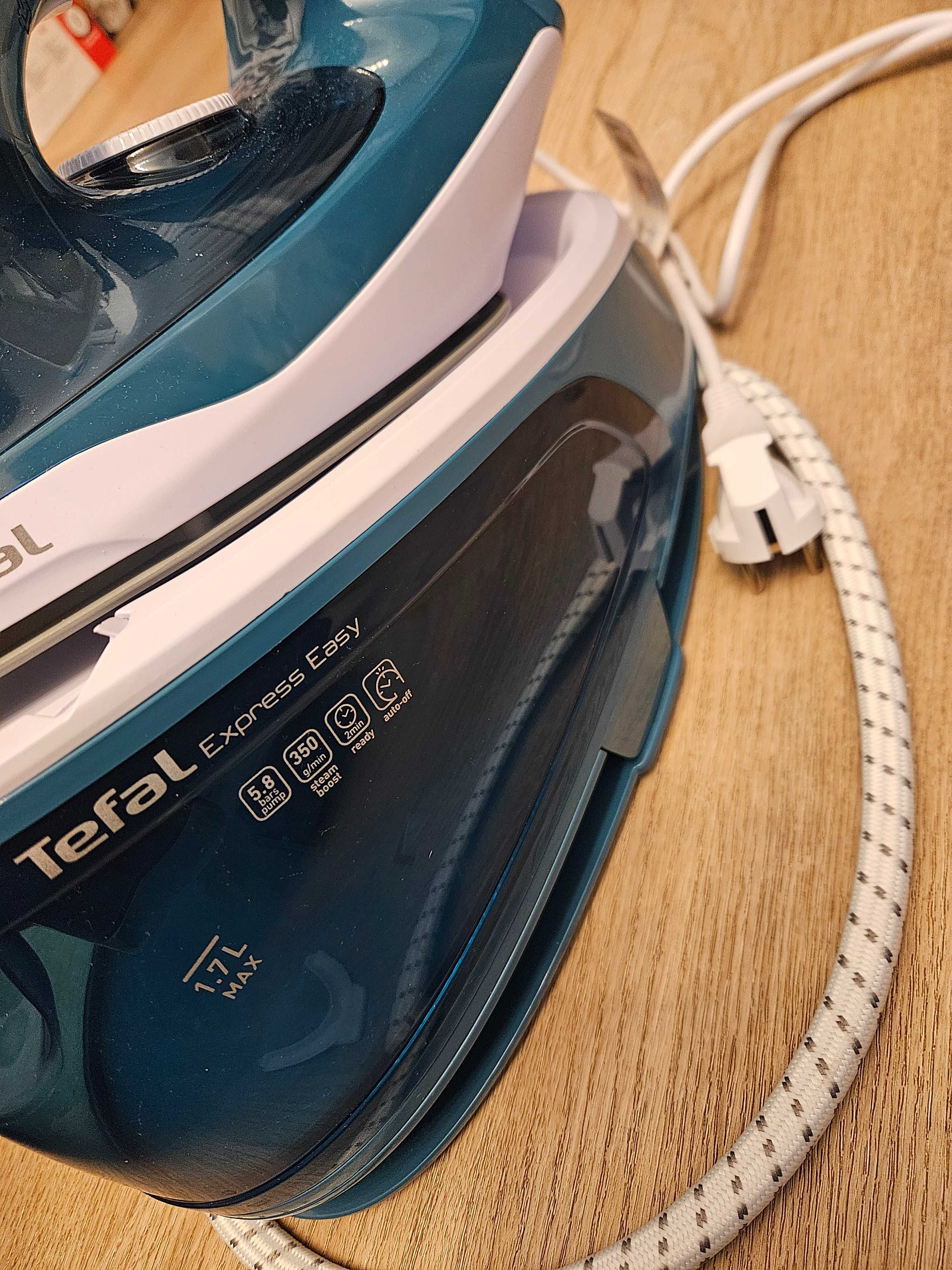 Stacja parowa Tefal SV6131E0 2200 W z defektem