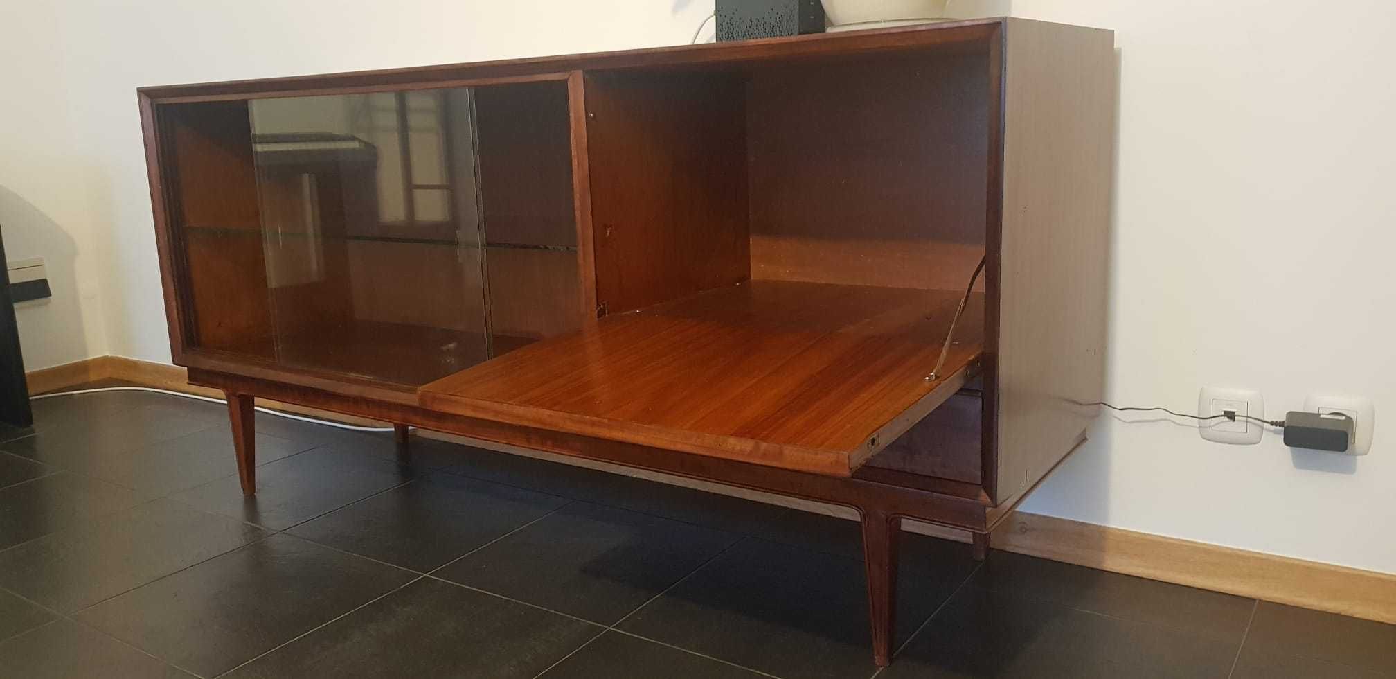 Aparador vintage Mid Century