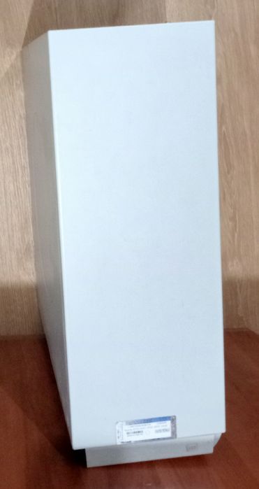 PC culona da Samsung com monitor e teclado