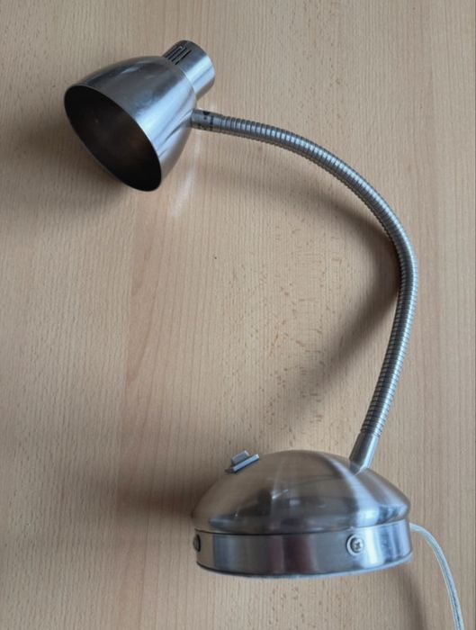 Lampa stołowa marki GLOBO