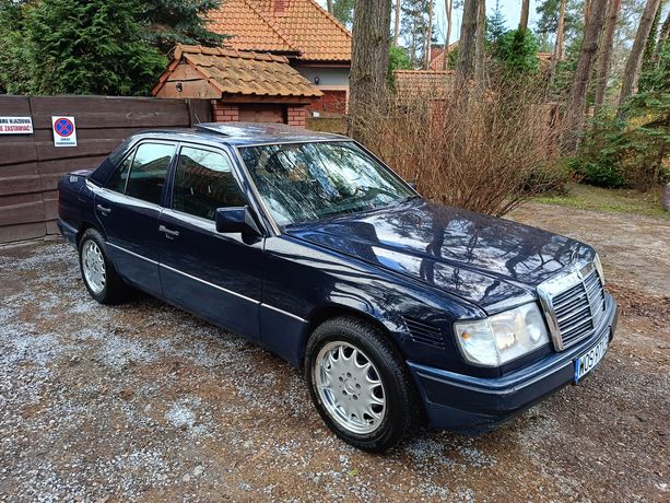 Mercedes W124 250d sedan  piękny klasyk