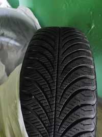 Opony goodyear vector 4seasons 195/65 R15, komplet, bieżnik 4-5mm.