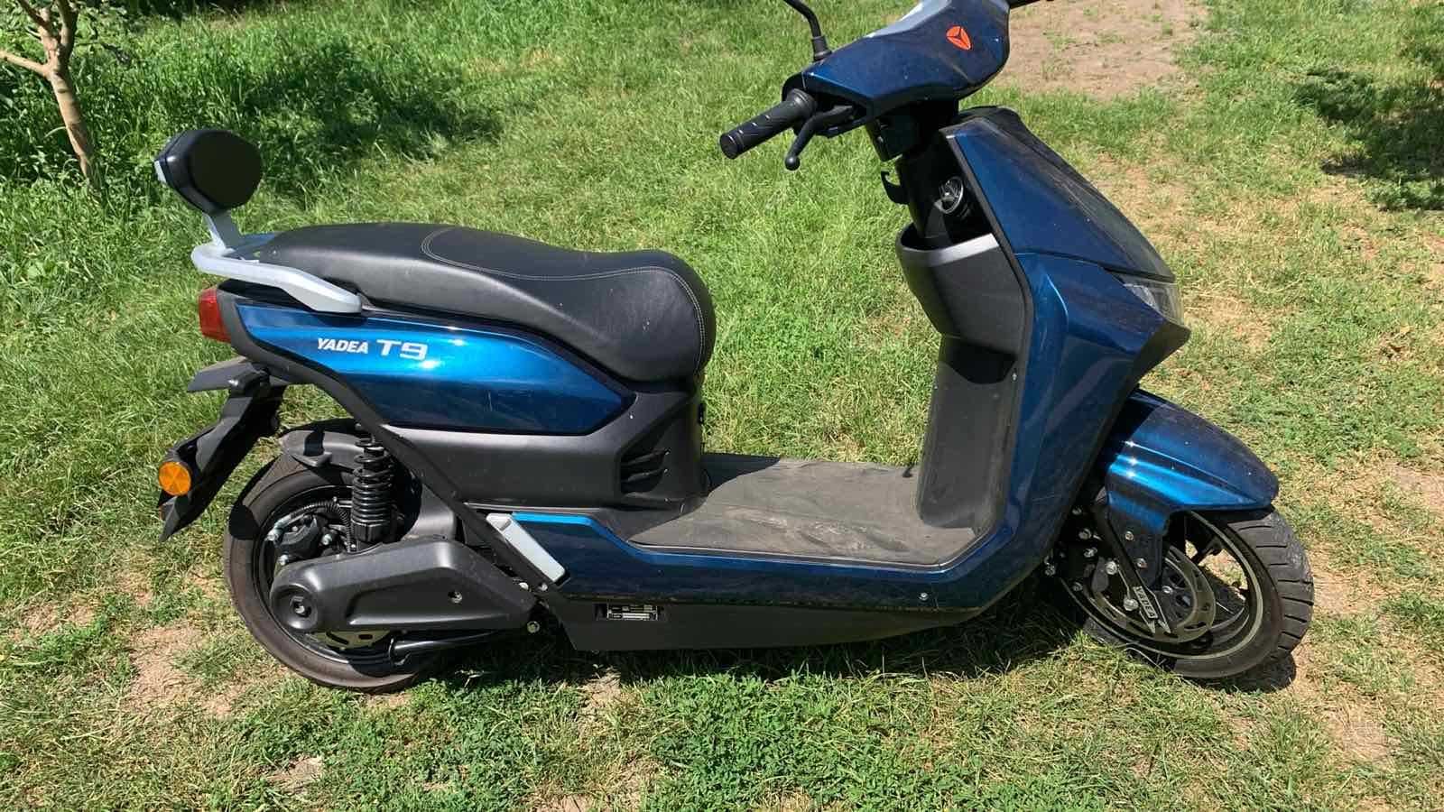 Електроскутер YADEA T9